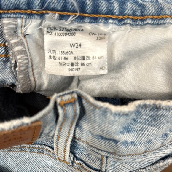 Levi's Blue Jean Shorts Distressed High-Waisted Size 24 - Picture 4 of 6